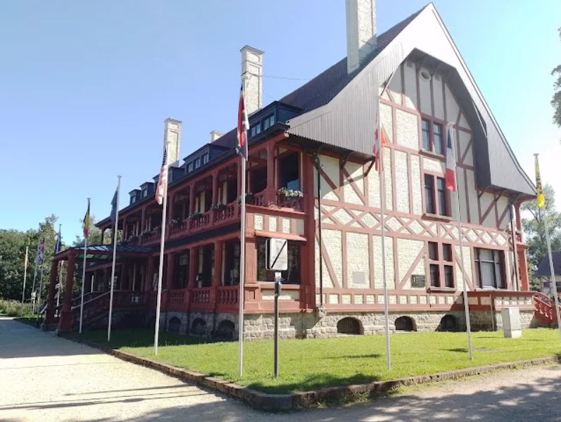 Kasteel Van Zonnebeke, Belgium